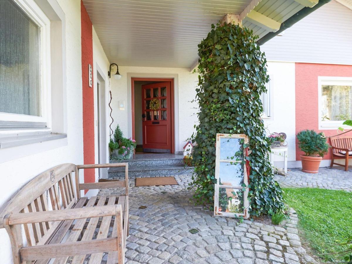 Nice Flat With Sauna Covered Terrace Garden And Tree House For Children Zandt Exteriör bild